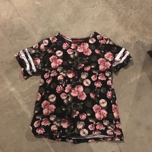 Floral jersey top